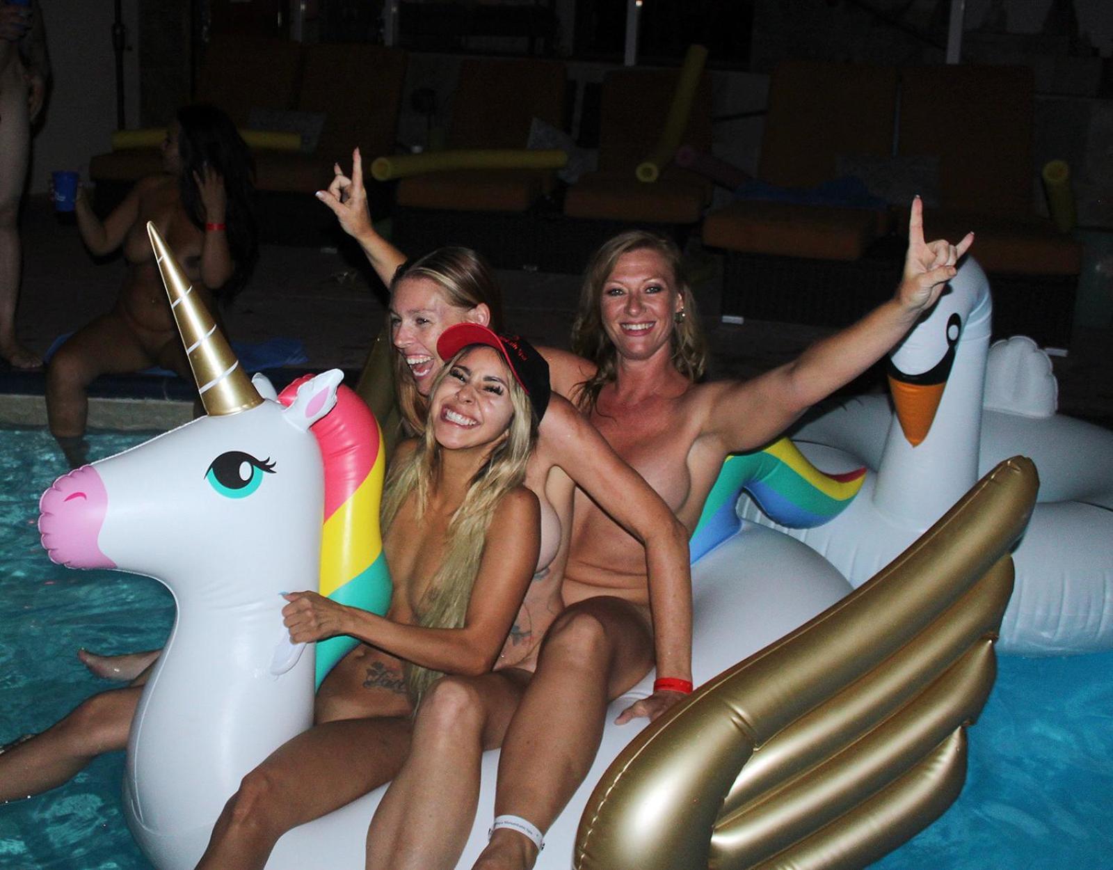 Sea Mountain Nude Resort & Spa Hotel - Adults Only Дезърт Хот Спрингс Екстериор снимка
